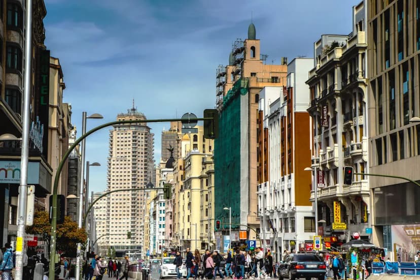 Gran Via Madrid Travel Guide