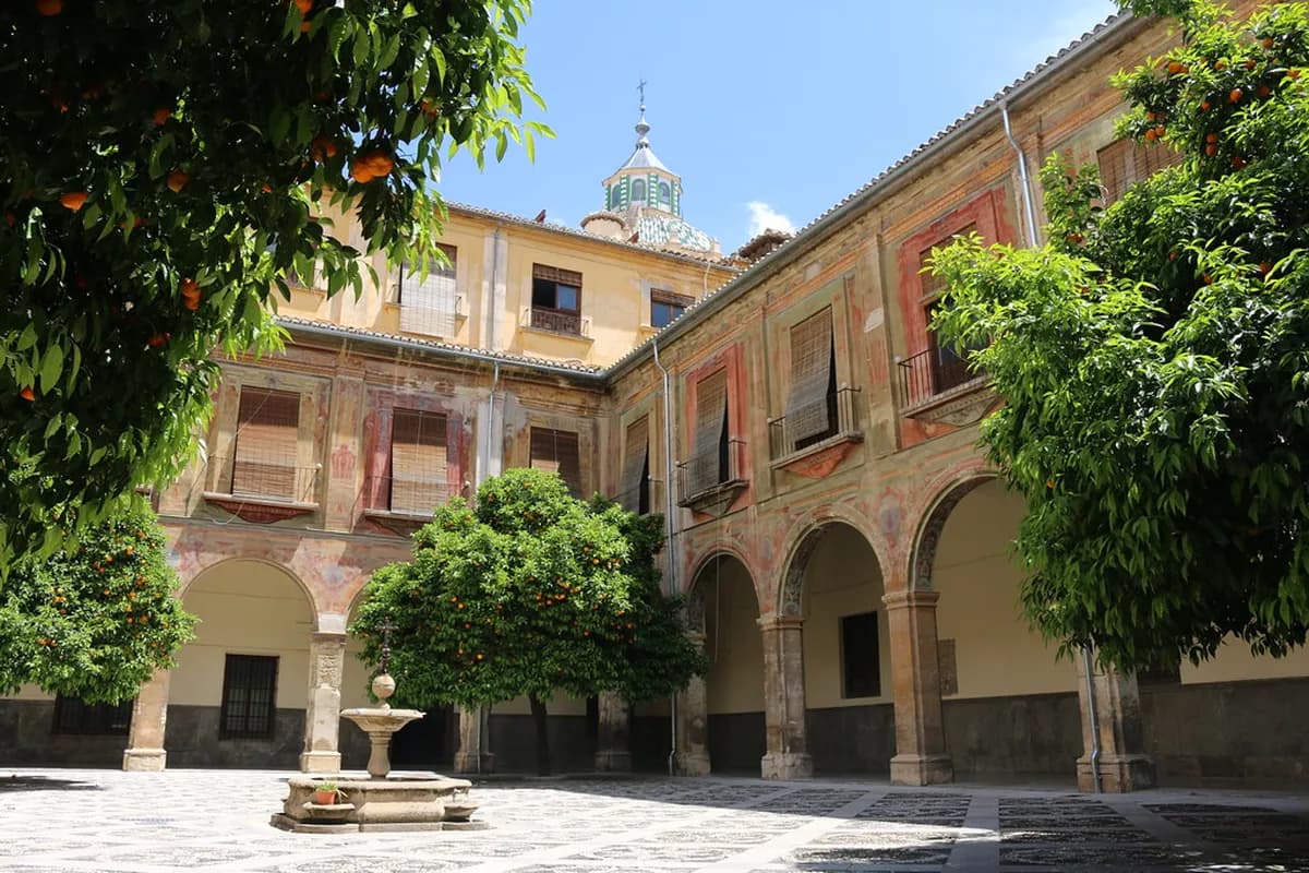 Granada Weather by Month: 8 Things to Know