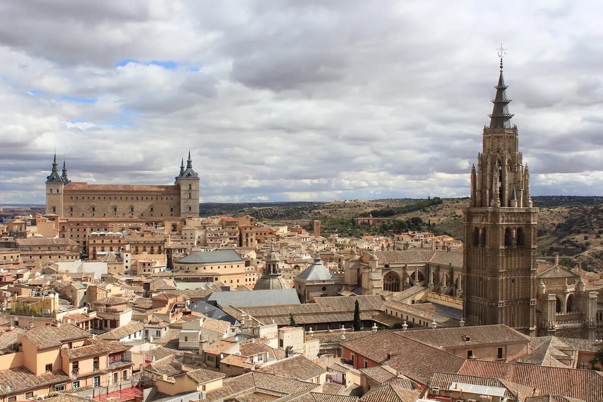9 Key Chapters of Toledo’s City of Three Cultures History
