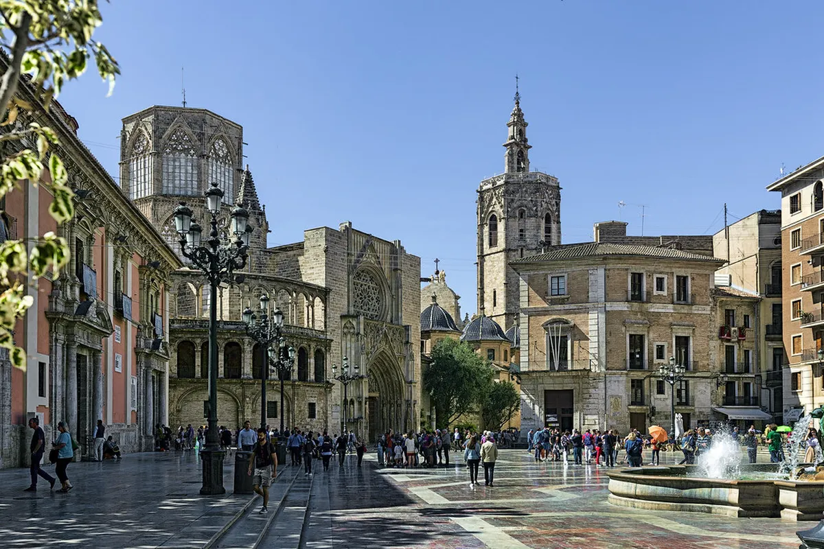 Practical Smooth Trip in valencia, Spain