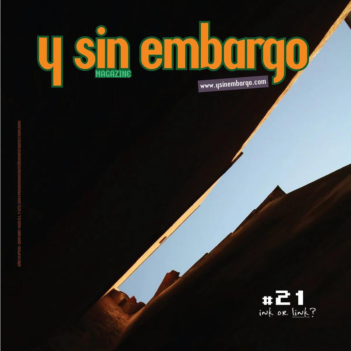 Suitcase Test Navigating in granada, Spain