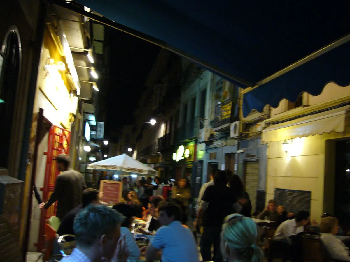 Tradition Free Tapas in granada, Spain