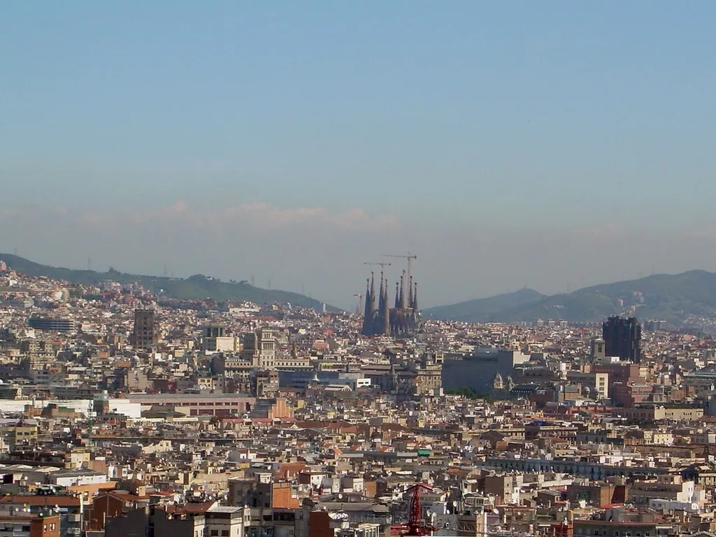 Plaça d'Espanya: The Gateway to Montjuïc in Barcelona, Spain