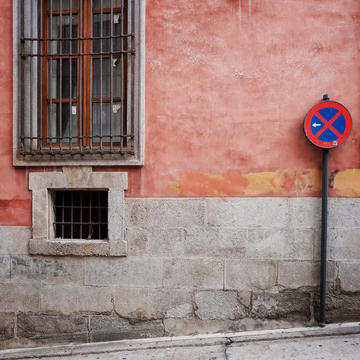 Essential Logistics Parking in toledo, Spain